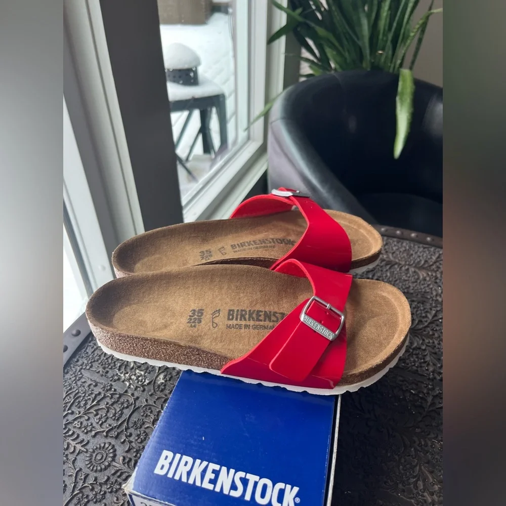 BIRKENSTOCK MADRID SANDALS IN TANGO RED PATENT 35 EU  4-4.5 US - Picture 2 of 8